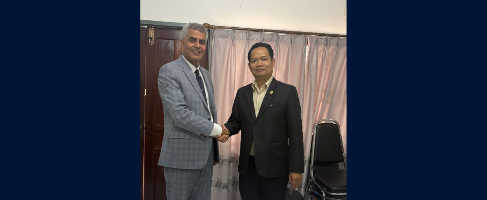 Ambassador Yogeshwar Sangwan met Mr Chanthaviphone KHEUAPKHAMVONE, DG,Department of Posts and discussed strengthening technology and communications relations between  India and laos.