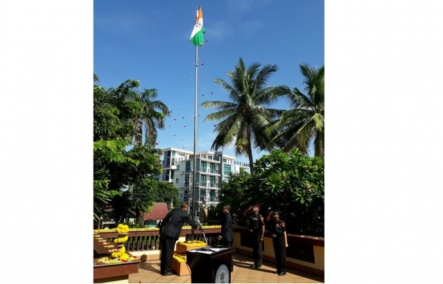 Ambassador Dinkar Asthana flagged off Mr. Joshuva Daniel and Mr. Ji Ingobi Chingtham, solo riders from India, touring South East Asia by motorcycle and bicycle respectively