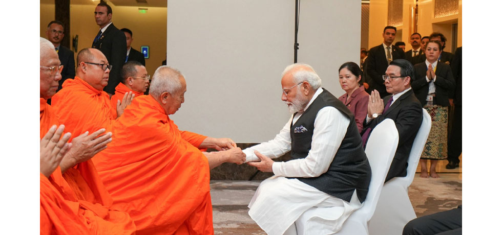 Prime Minister Shri Narendra Modi met senior Buddhist monks for a blessing ceremony on 10 October 2024 in Vientiane