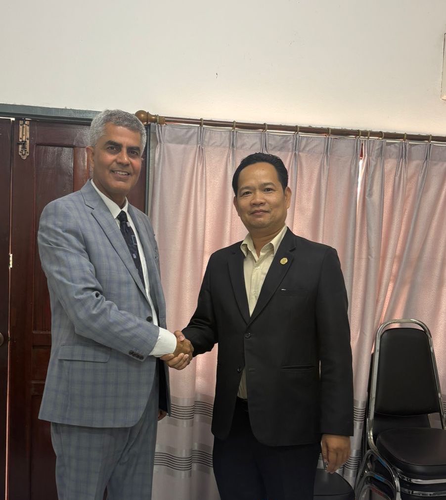 Ambassador Yogeshwar Sangwan met Mr Chanthaviphone KHEUAPKHAMVONE, DG,Department of Posts and discussed strengthening technology and communications relations between India  and Laos.